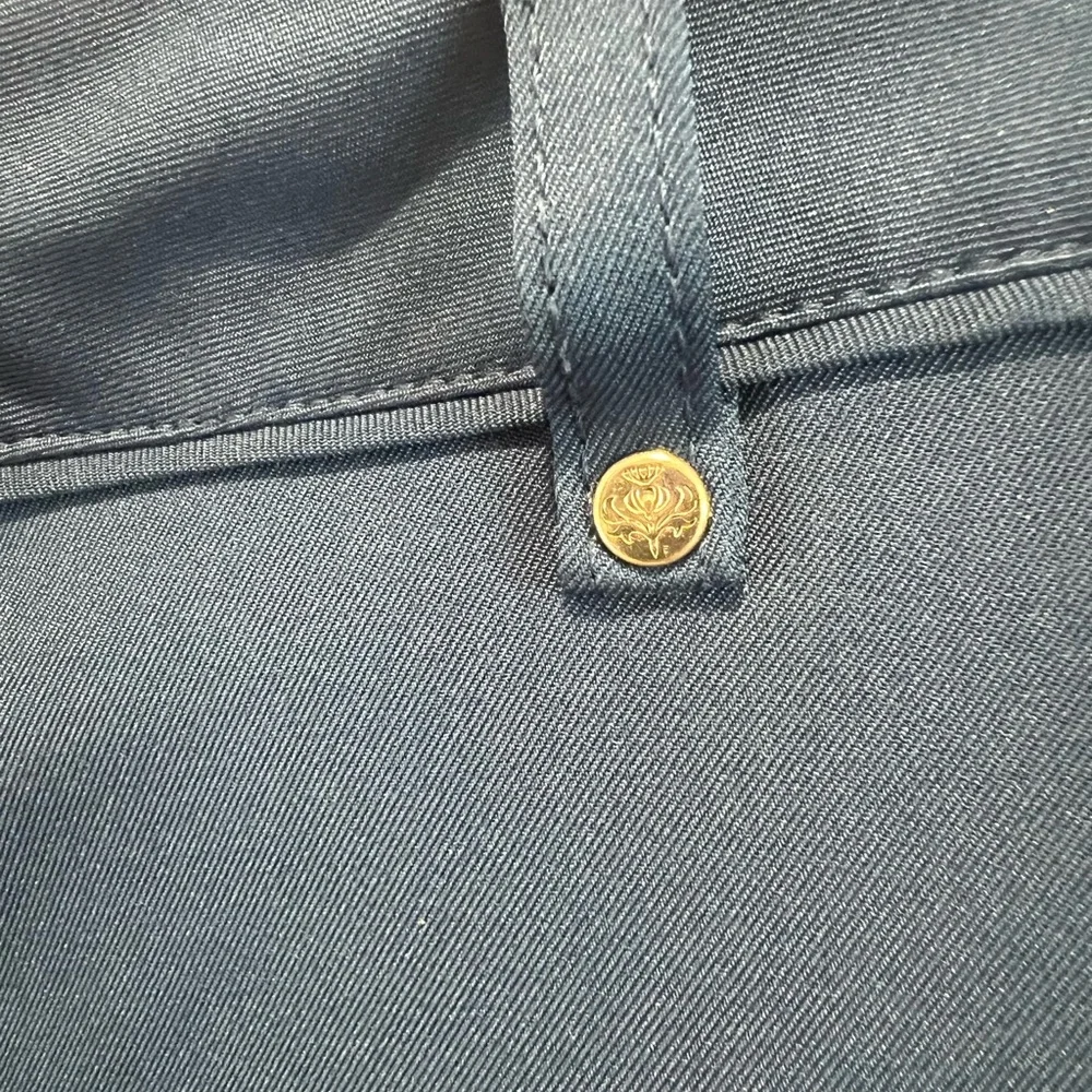 Lady Hagan golf shorts - Picture 3 of 8